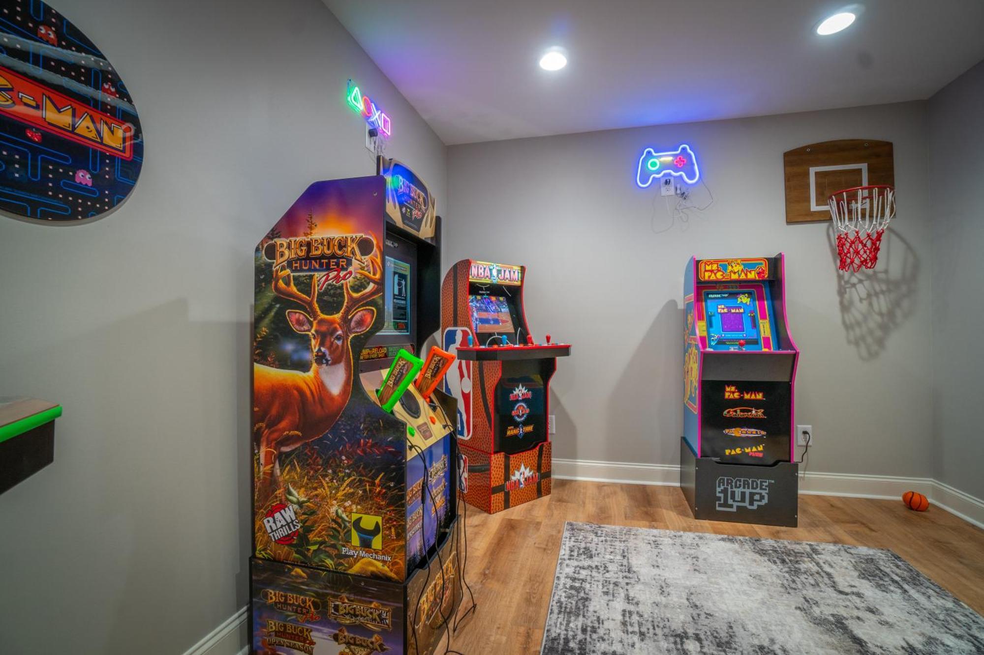 Par-Tee Haus I- Game Room & Hot Tub-Walk To Helen Ngoại thất bức ảnh